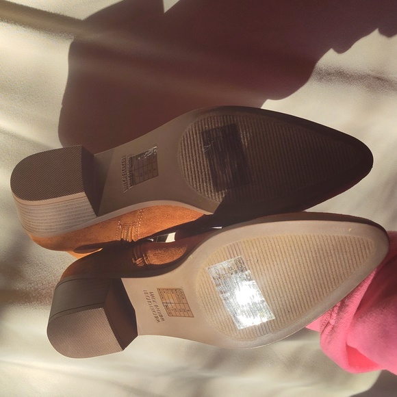 Brown suede women's stacked short heels booties zip up - Picture 5 of 7